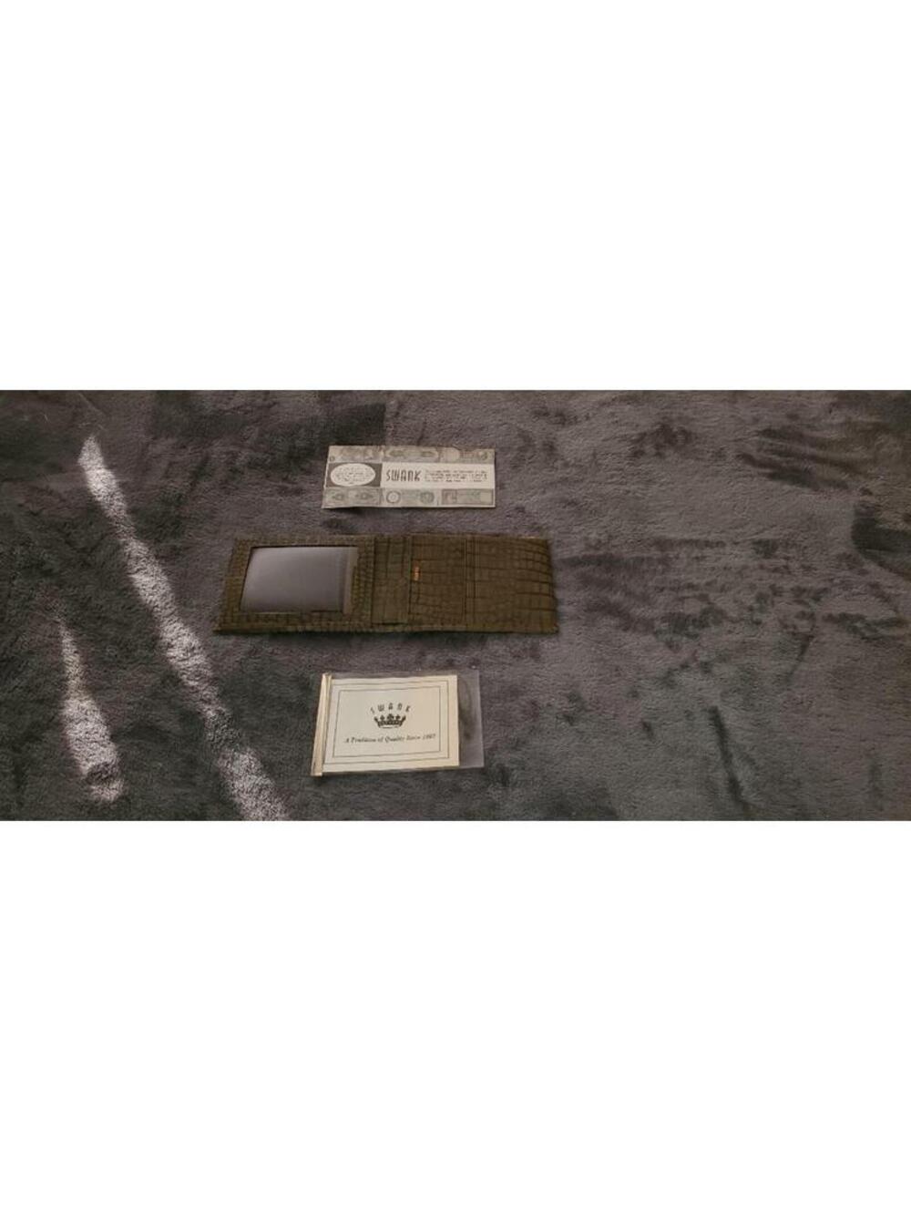 VINTAGE MENS OLIVE GREEN SWANK BUFFALO CALF WALLET - NEW